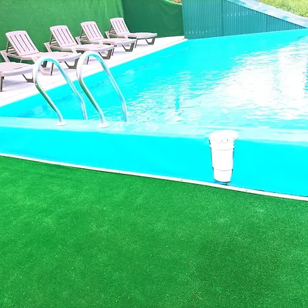 мала одеса Lodge *