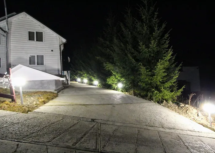 мала одеса Lodge Yablunytsia